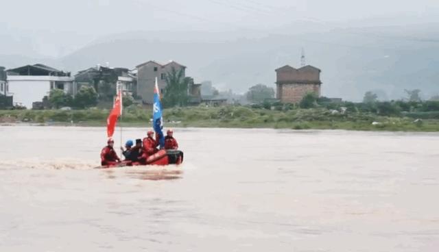 南方电网最新动态，与自然和谐共舞，探寻内心平静的旅程