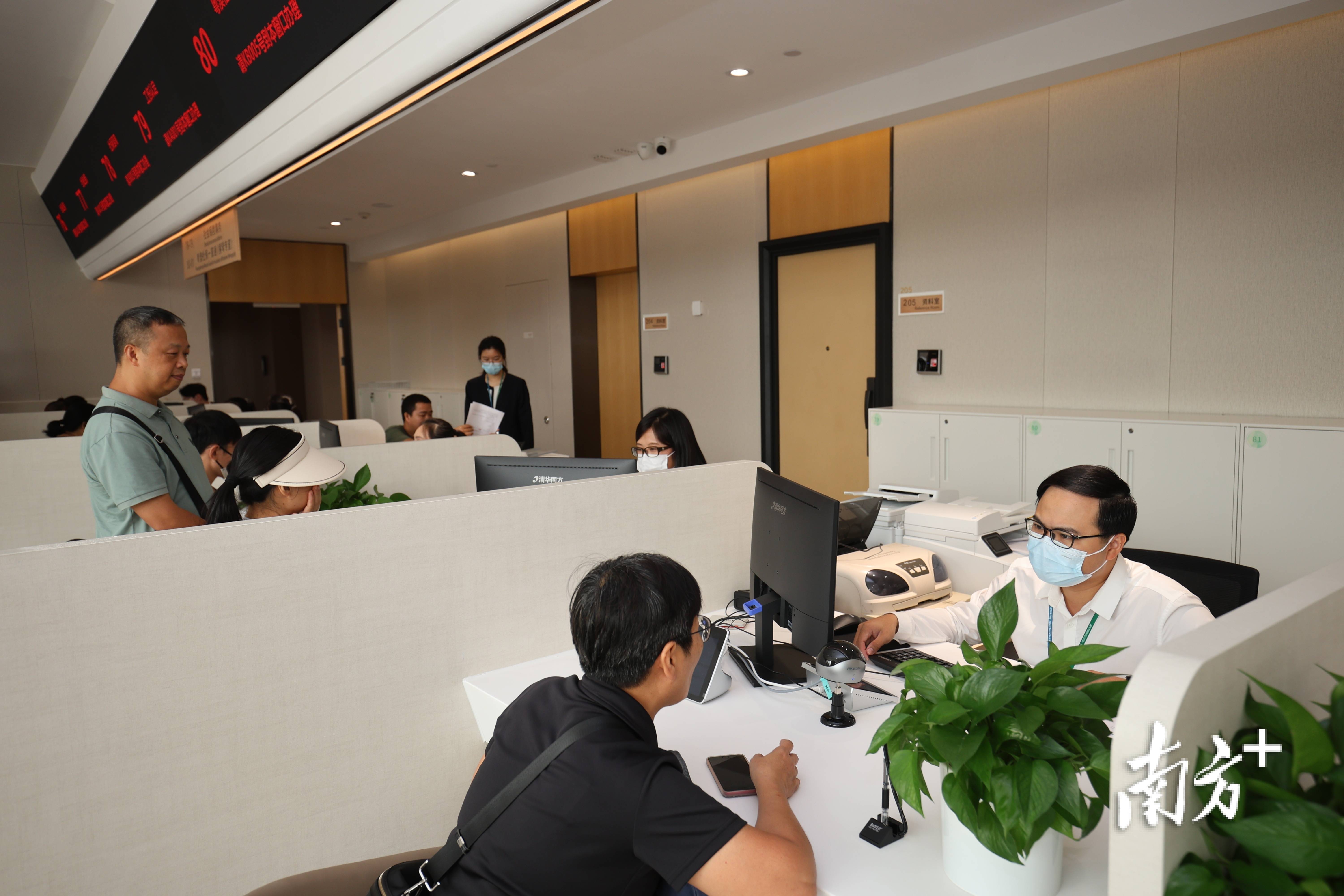 新澳门资料大全正版资料查询,实时处理解答计划_ZWH49.961用心版