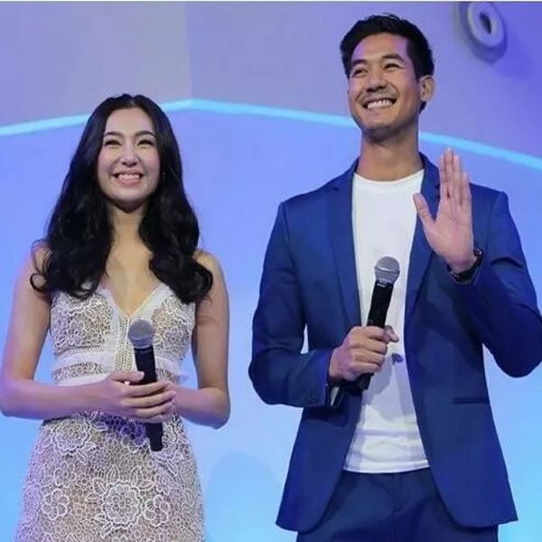 最新泰国明星情侣,最新泰国明星情侣,爱情在娱乐圈绽放光彩