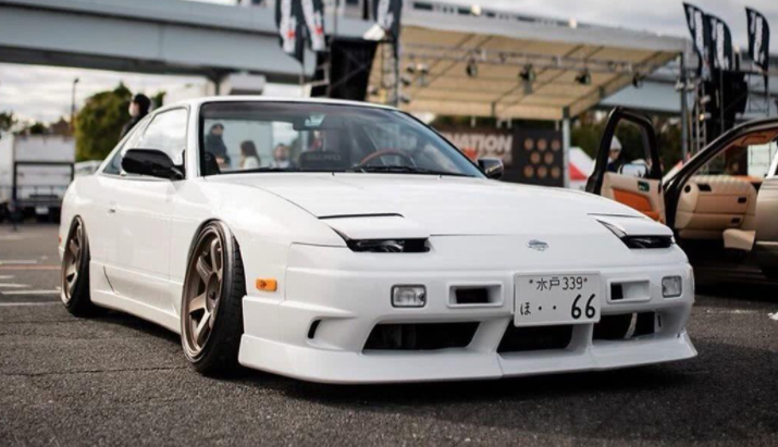 最新军车车牌,意义、影响及深度解析