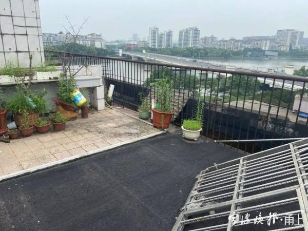 最新天台拍卖房，家的温馨与友情的交汇点