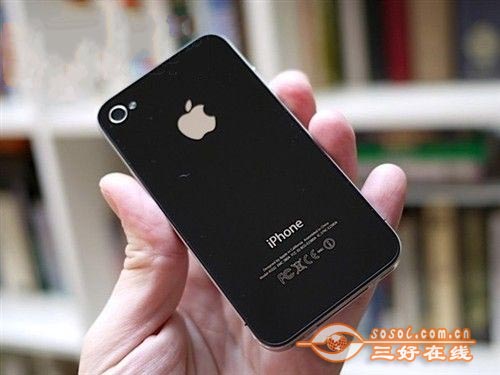 iPhone 4时光穿梭，最新系统版本下的旧友新伴日常故事