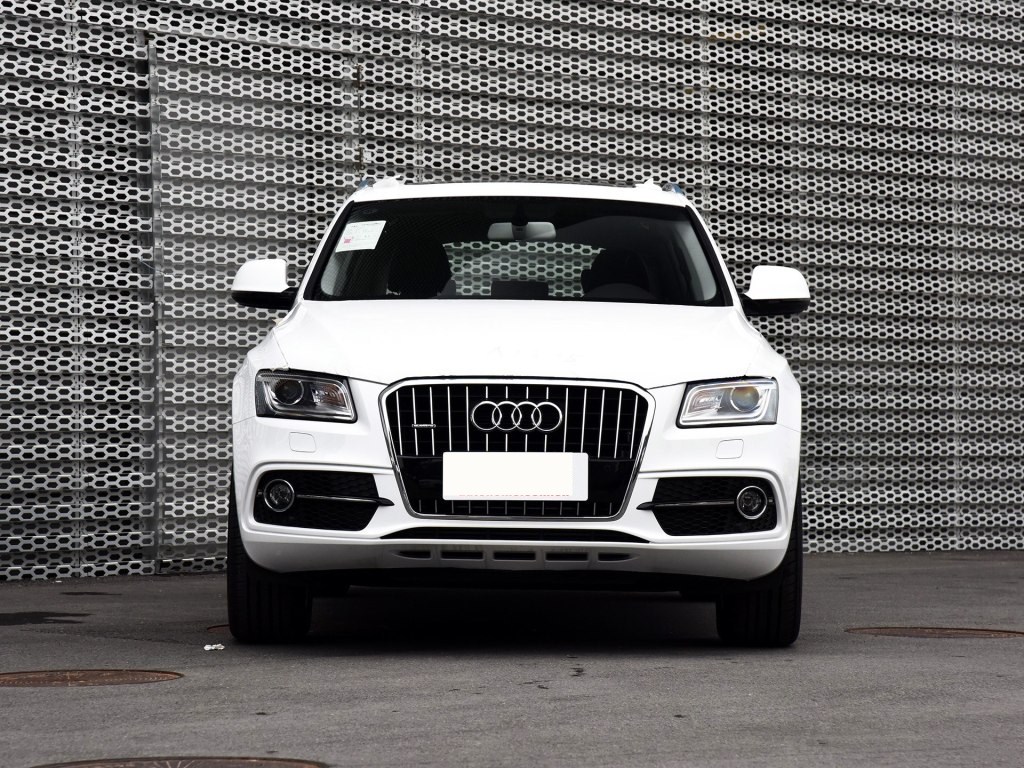 西安奥迪Q5最新报价及科技重塑豪华驾驶体验解析