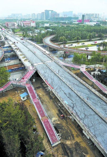 成都龙潭立交华宇最新动态揭秘，项目信息获取与了解攻略