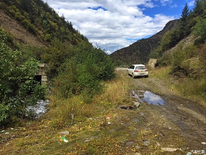 稻城亚丁到迪庆最新路况详解，实时更新与论述