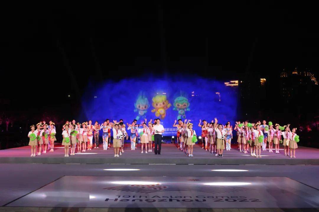 澳门雷锋精神论坛心水,全面设计实施_轻奢版44.592