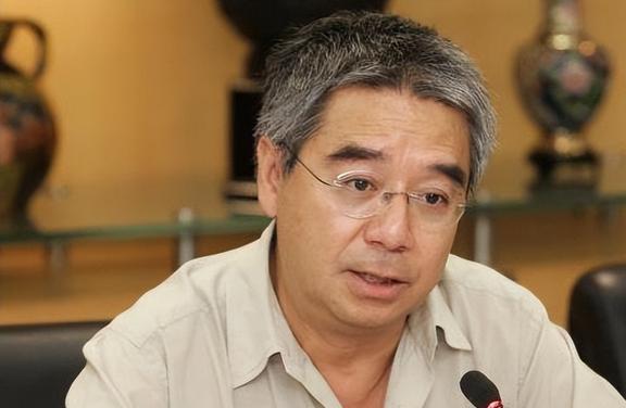 邝美云最新动态,励志之旅新篇章,展现变化中的力量