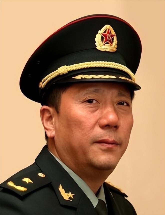 参谋长秦天最新动态,力量在变化中成长,自信源于不断学习