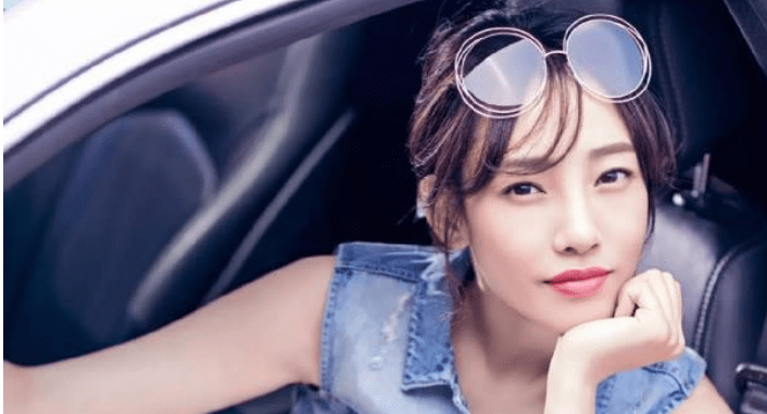 揭秘时尚新星陈秋雨,最新推女郎84期独家报道