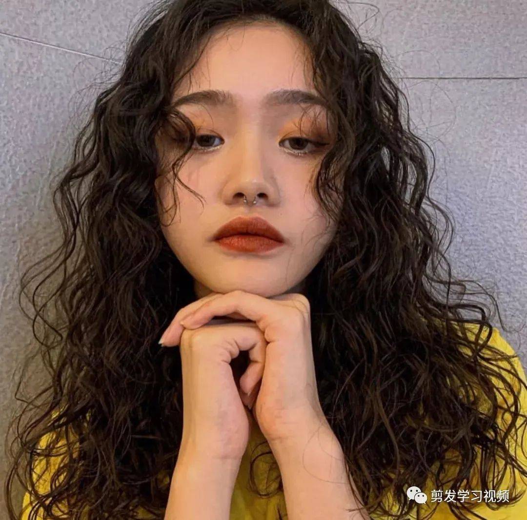 🌟最新羊毛卷风潮,你掌握了吗?💫