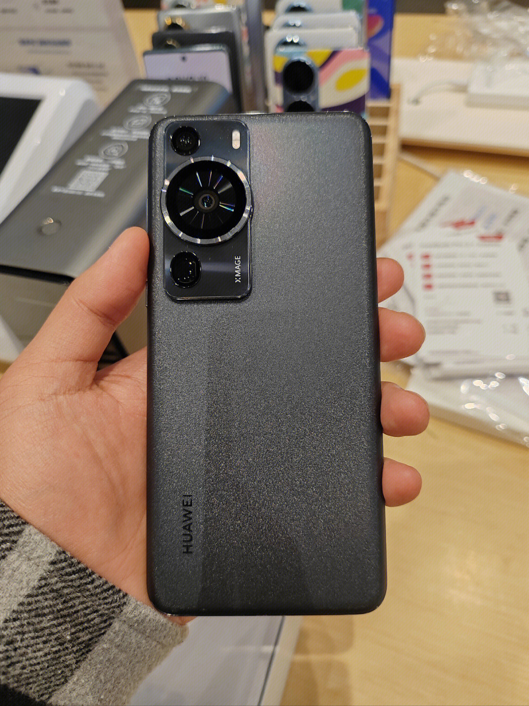 华为最新科技时尚融合,领略科技与时尚的巅峰之作!