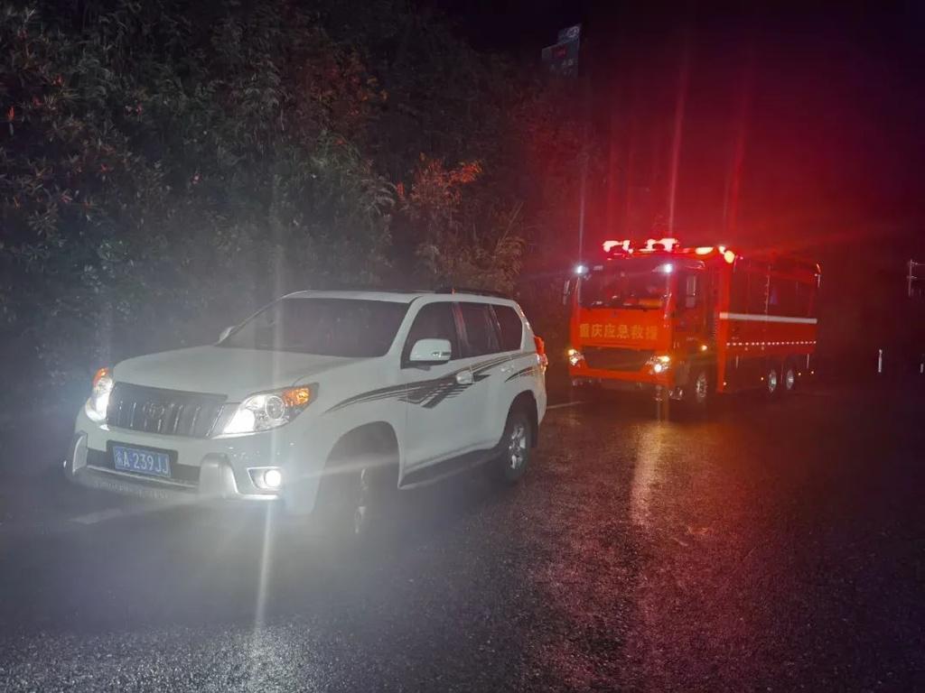 重庆抗洪最新进展,洪水退去,希望与坚韧并存