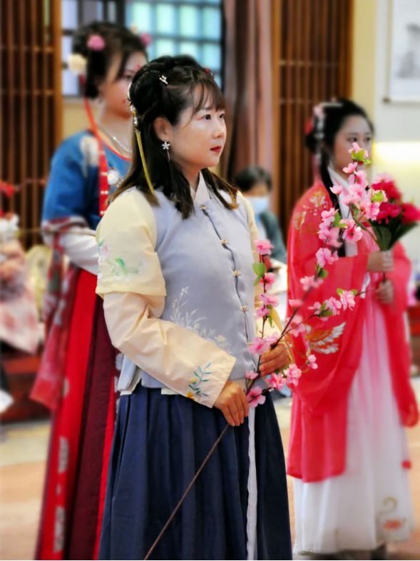 重生盛妻的自信与成就感力量，傲视群芳的成长之旅