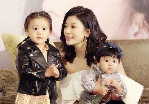 贾静雯小女儿最新视频观看指南,精彩瞬间一网打尽