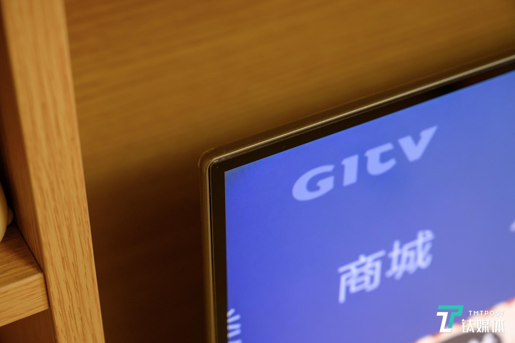 小米电视显示屏，视界无界，引领未来生活新潮流