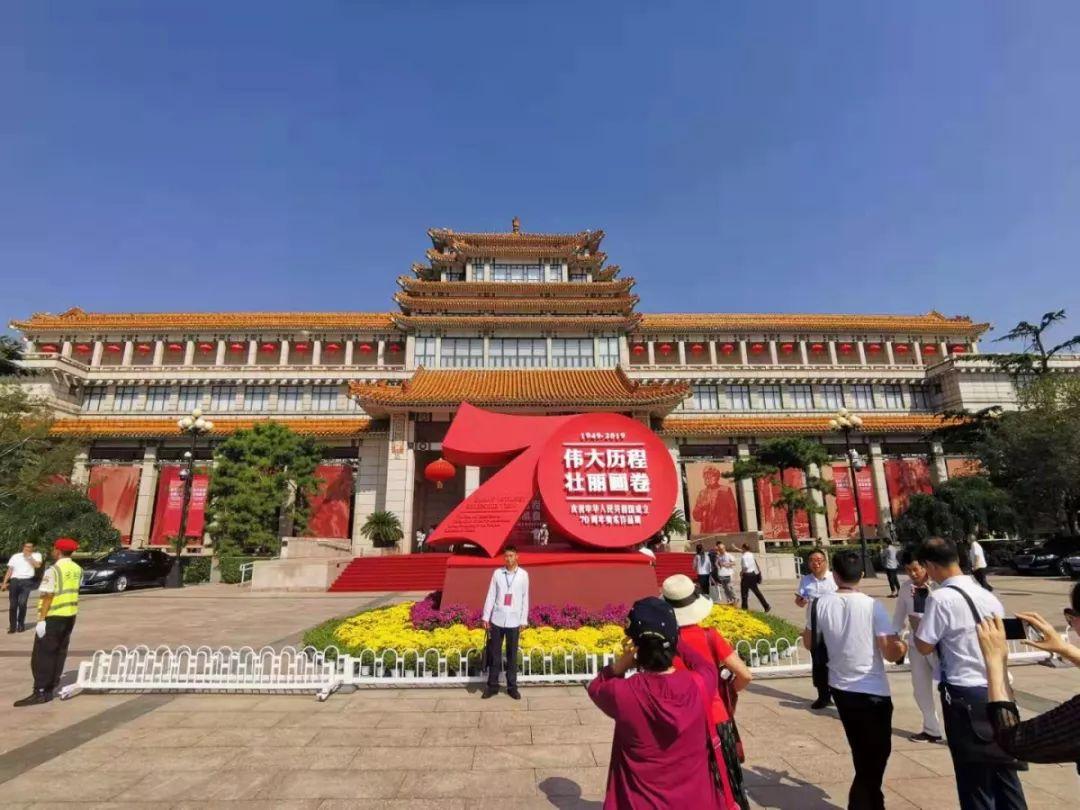 最新国内雕塑艺术作品,小巷深处的艺术探秘之旅