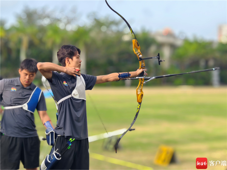 技艺与策略之争,小张小李射击比赛对决!