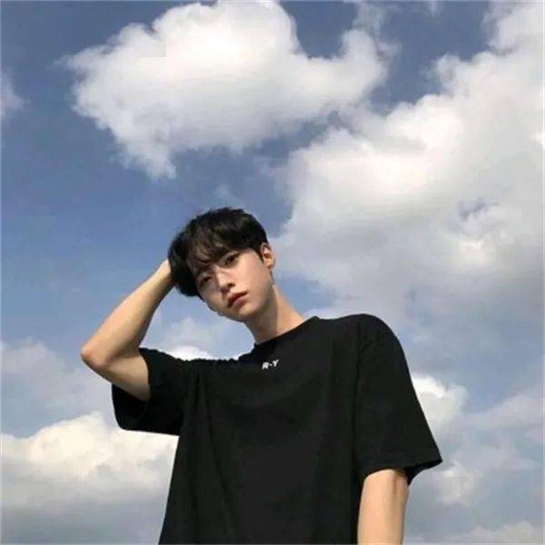 QQ男生头像最新个性版，时代潮流与个性交汇之选