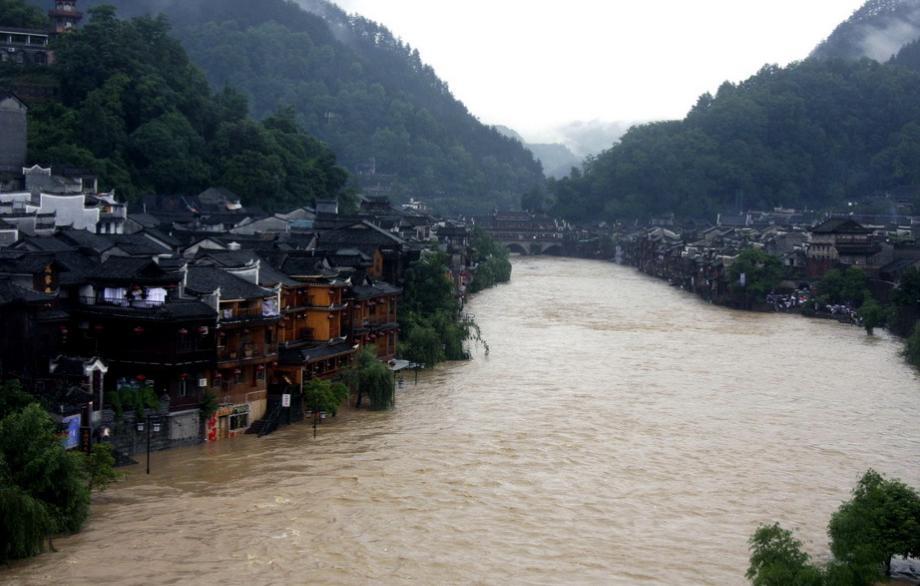 今日沱江水位更新,水位变化与生态环境的影响分析
