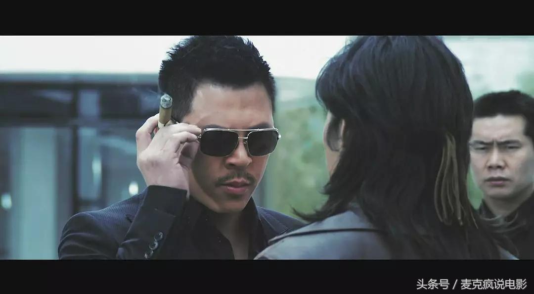 武打电影明星的心灵探索之旅,自然美景中的内心平静追寻记