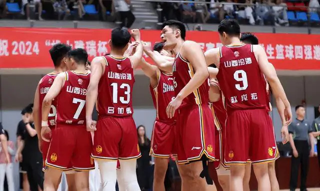 山西男篮最新重磅消息,热血沸腾的瞬间!