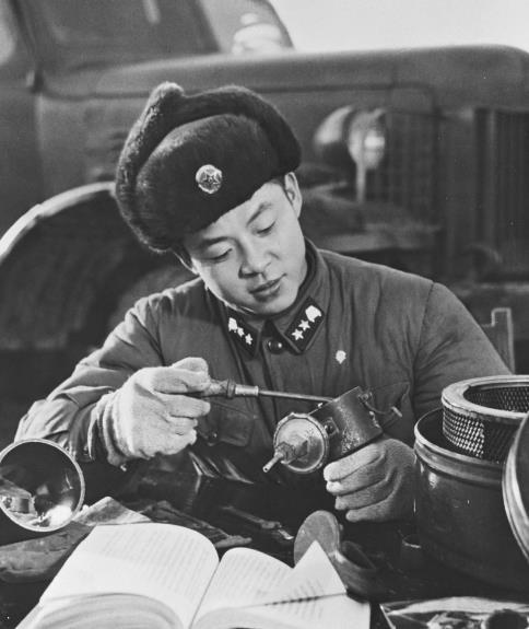 雷锋电视剧,小巷深处的探索之旅