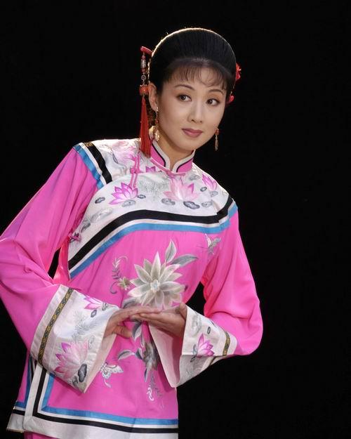 黄梅戏演员韩再芬，小巷深处的戏曲情缘