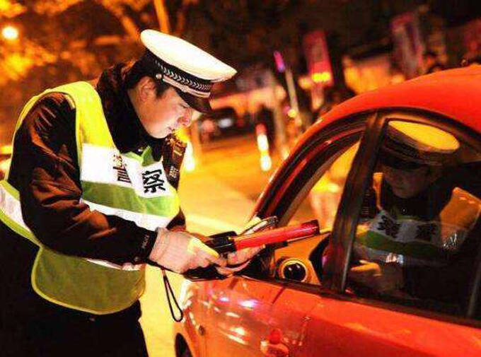 东营酒驾事件揭秘,小巷深处的独特风情与一家特色小店背后的故事