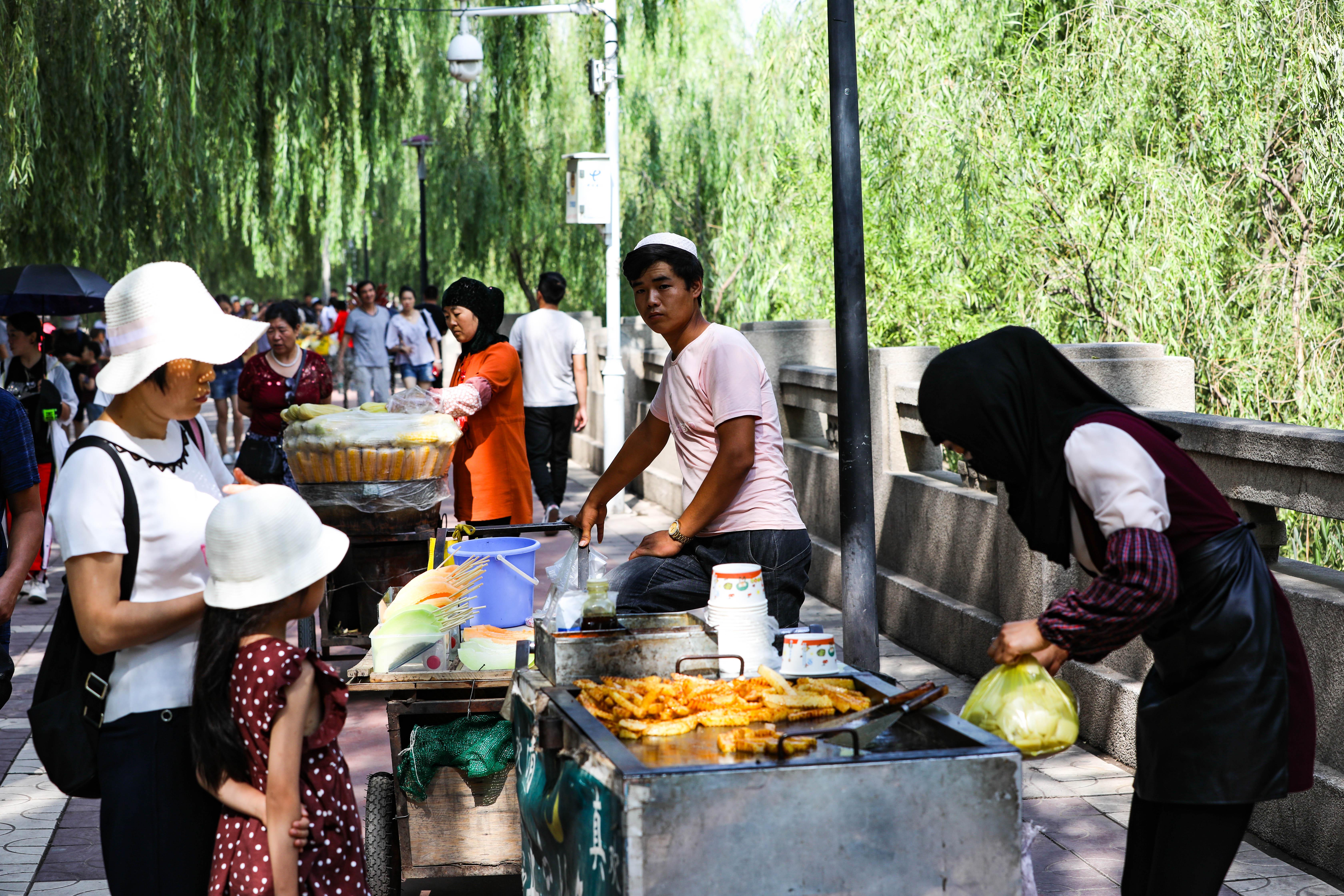 热点事件解析与探讨,最新吃瓜资讯速递