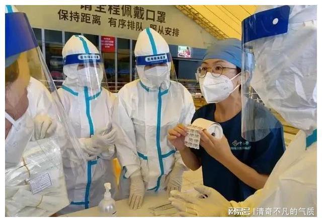 疫情最新图片,世界变化中的学习自信与成就感展现