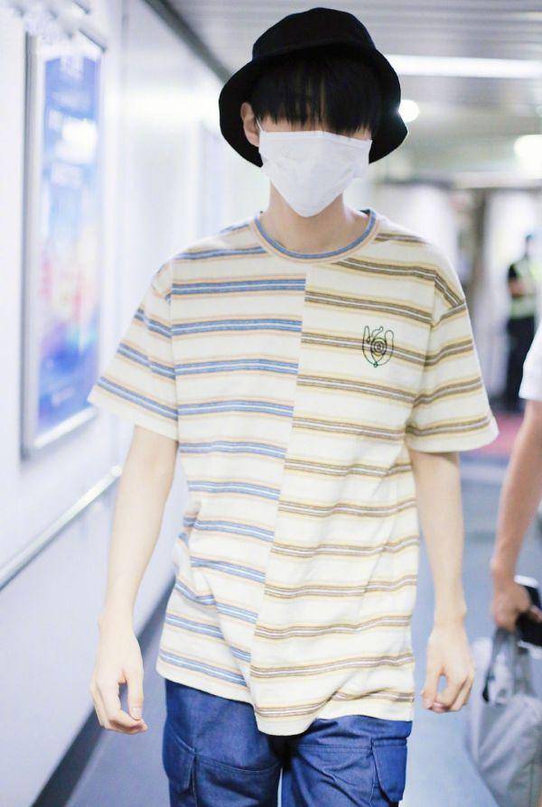 王俊凯短裤最新风尚,自然美景的心灵之旅